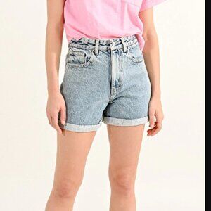 Molly Bracken Washed Denim Shorts Size S, 100% Cotton, NWT
